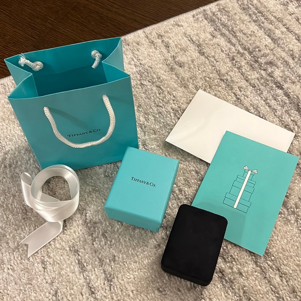 AUTHENTIC Tiffany & Co box set